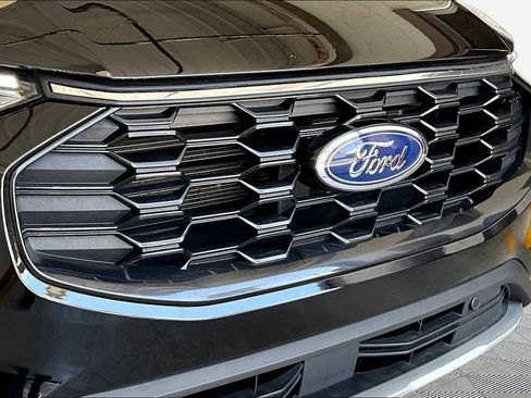 Used 2025 Ford Escape ST-Line FWD image 31