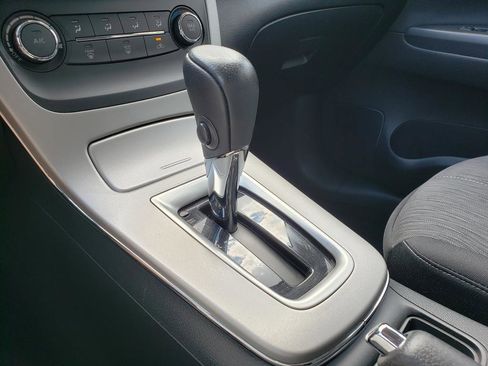 Used 2015 Nissan Sentra SV FWD image 25