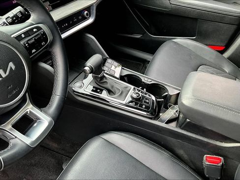 Certified 2024 Kia Sportage X-Line w/ X-Line Premium Package AWD/4WD image 17