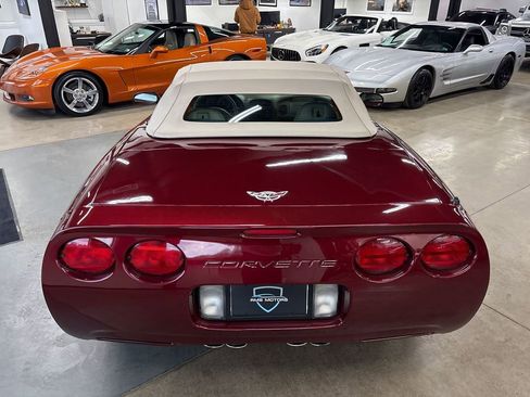 Used 2003 Chevrolet Corvette Convertible w/ Preferred Equipment Group1 image 13