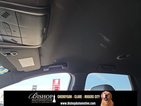 Used 2023 Buick Enclave Premium AWD/4WD image 24