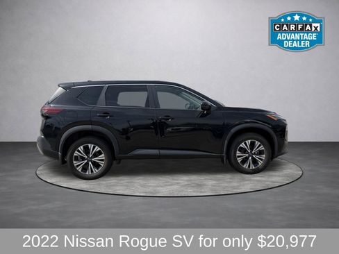 Used 2022 Nissan Rogue SV AWD/4WD image 2