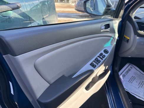 Used 2016 Hyundai Accent SE image 6