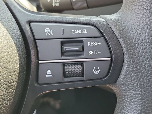 Certified 2023 Honda Accord EX image 22
