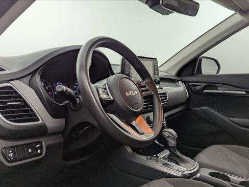 Used 2022 Kia Seltos LX AWD/4WD image 22