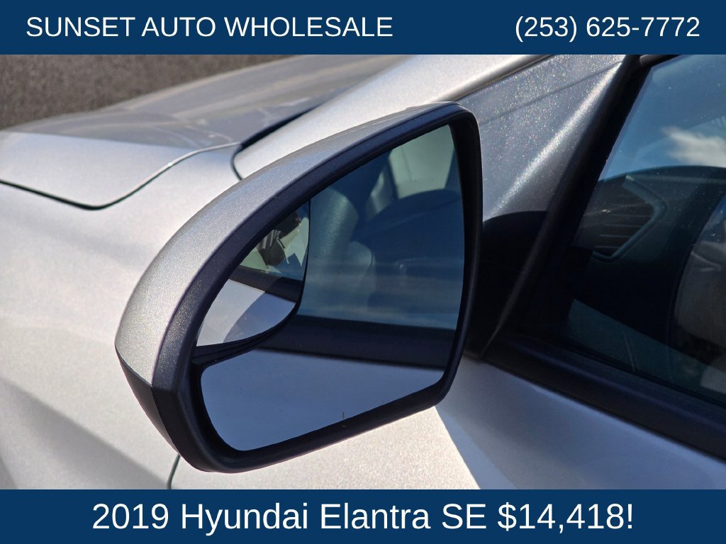 Used 2019 Hyundai Elantra SE FWD image 21