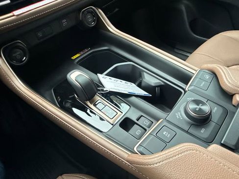 New 2026 Toyota Grand Highlander AWD Hybrid image 28