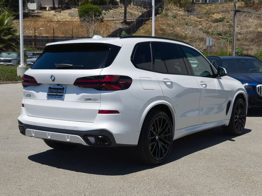 New 2026 BMW X5 sDrive40i w/ M Sport Package RWD image 18