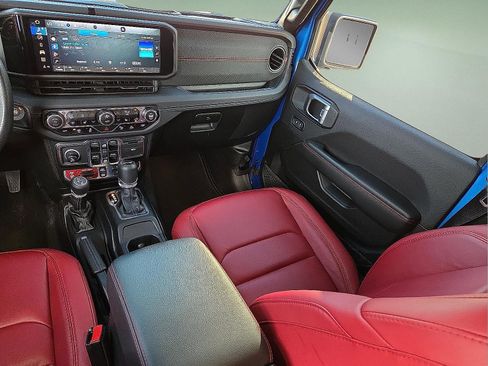 Used 2024 Jeep Wrangler Unlimited Rubicon 392 image 12