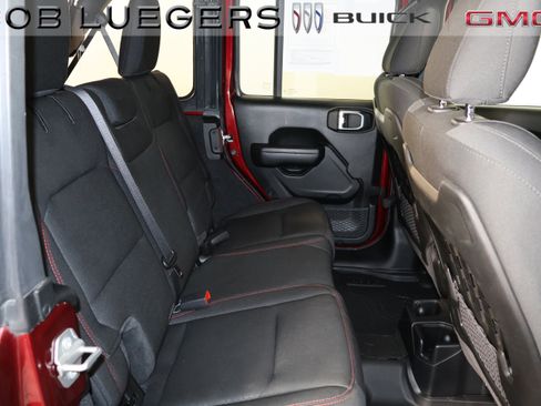 Used 2021 Jeep Wrangler Unlimited Rubicon AWD/4WD image 14