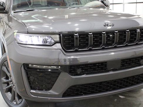 New 2026 Jeep Grand Cherokee Limited Reserve image 44