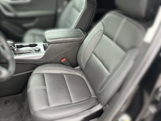 Used 2024 Chevrolet Blazer LT w/ Midnight/Sport Edition FWD image 22