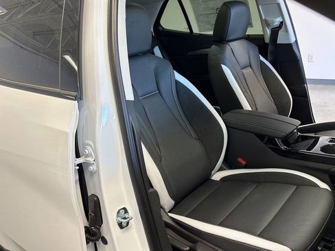 New 2025 Buick Envision Sport Touring image 33