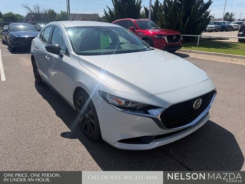 Used 2025 MAZDA MAZDA3 s FWD image 3