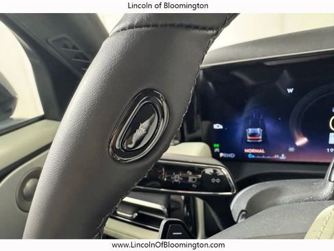 New 2026 Lincoln Aviator Black Label AWD/4WD image 45