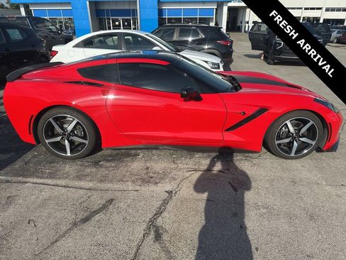 Used 2015 Chevrolet Corvette Stingray Coupe RWD image 2