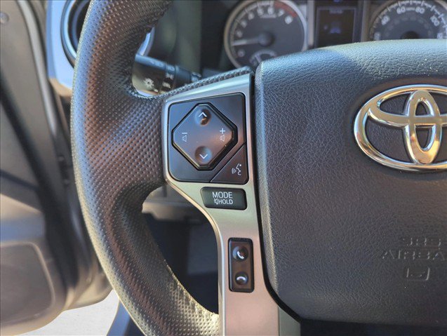 Used 2020 Toyota Tacoma 2WD Double Cab image 18