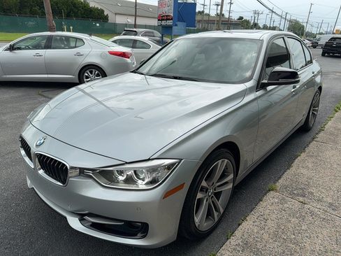 Used 2012 BMW 335i Sedan RWD image 5