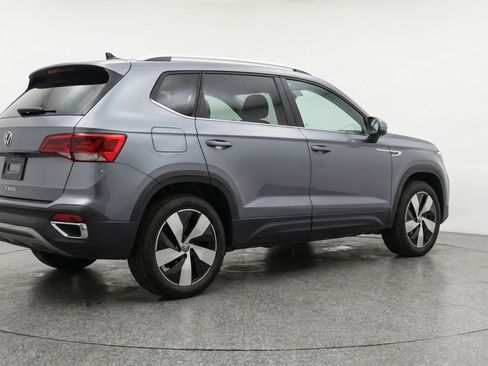 Used 2025 Volkswagen Taos S AWD/4WD image 9