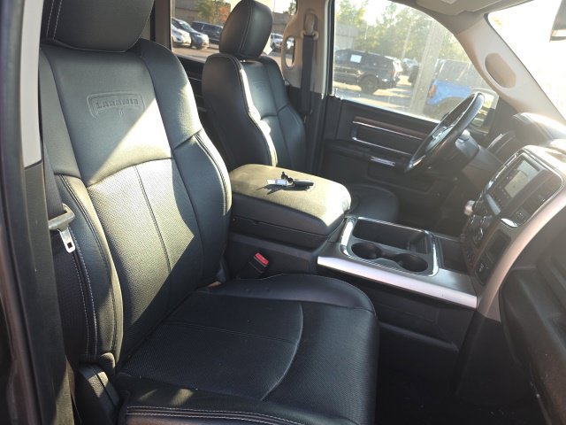 Used 2018 RAM 1500 Laramie w/ Convenience Group AWD/4WD image 13