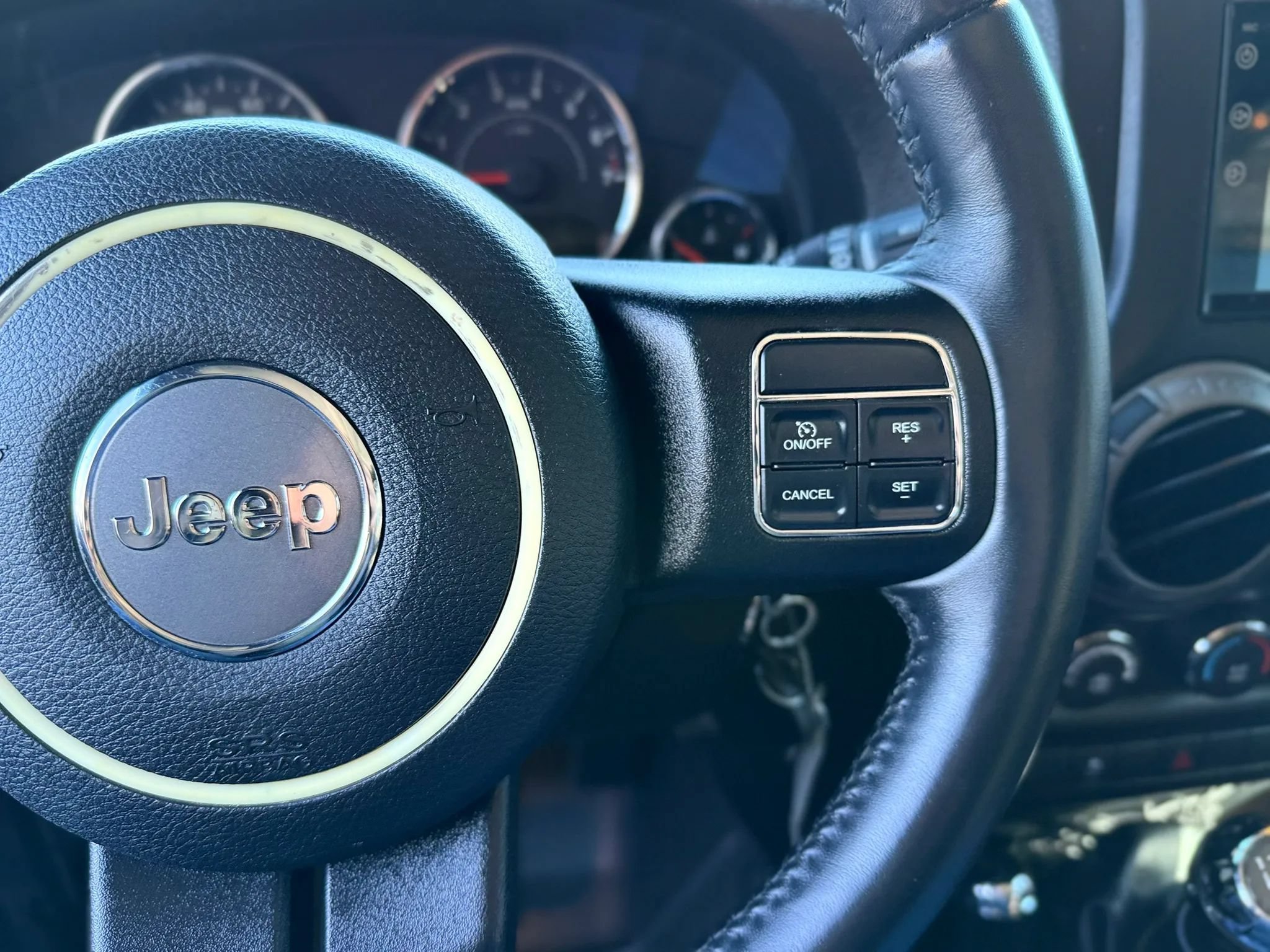 Used 2015 Jeep Wrangler Unlimited Sport AWD/4WD image 14