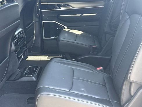 New 2026 Jeep Grand Wagoneer Limited image 20