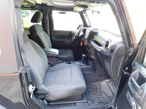 Used 2012 Jeep Wrangler Sport AWD/4WD image 25