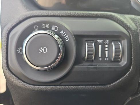 Used 2022 Jeep Wrangler Unlimited Sport image 28