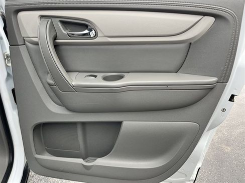 Used 2016 Chevrolet Traverse LT AWD/4WD image 44