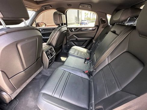 Certified 2020 Porsche Cayenne AWD/4WD image 38