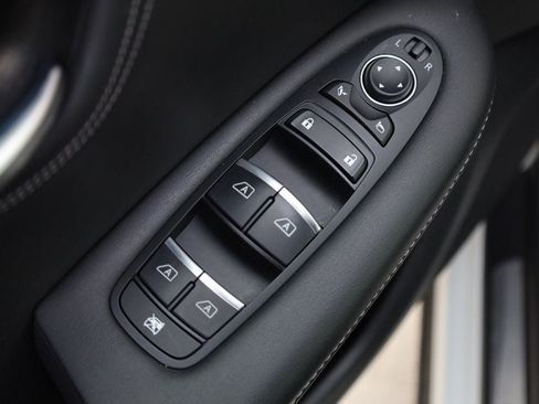 Used 2023 INFINITI QX55 Luxe w/ Cargo Package image 36