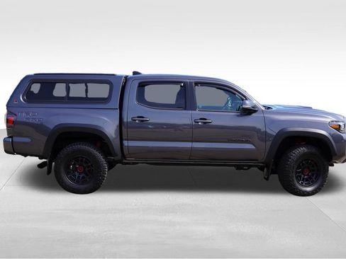 Used 2023 Toyota Tacoma TRD Pro AWD/4WD image 3