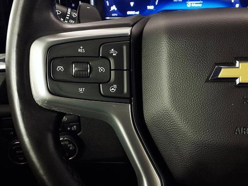 Used 2022 Chevrolet Silverado 1500 LT image 10