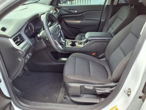 Used 2023 GMC Acadia SLE FWD image 21
