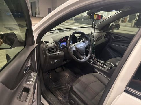 Used 2022 Chevrolet Equinox RS image 5