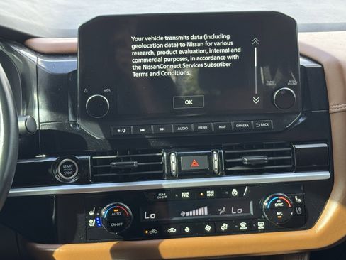 Used 2024 Nissan Pathfinder Platinum w/ Cargo Package FWD image 17
