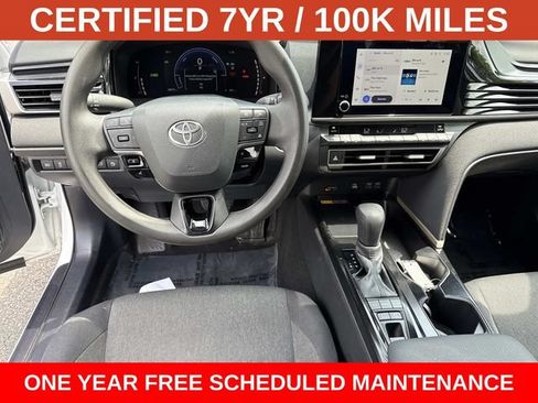 Used 2025 Toyota Camry LE AWD/4WD image 17