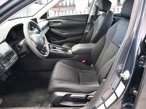 Used 2024 Honda Accord LX image 10