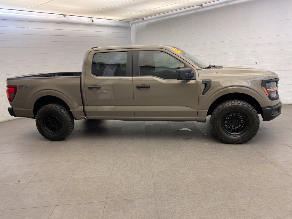 Used 2025 Ford F150 STX w/ Equipment Group 201A FX4 AWD/4WD image 9