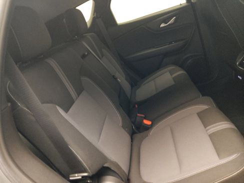 Used 2024 Chevrolet Blazer LT w/ Midnight/Sport Edition FWD image 19