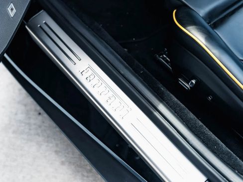 Used 2020 Ford Mustang Shelby GT500 w/ Technology Package image 43