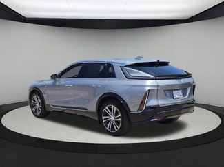 New 2026 Cadillac Lyriq Luxury AWD/4WD video 3