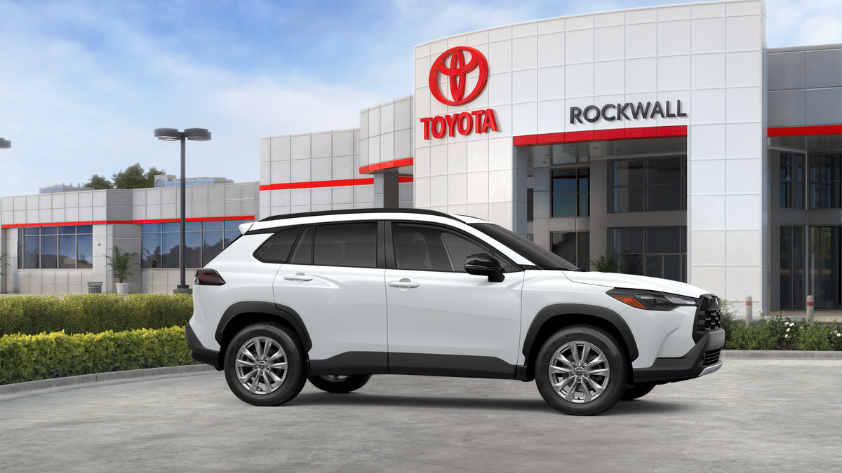 New 2026 Toyota Corolla Cross LE FWD image 15