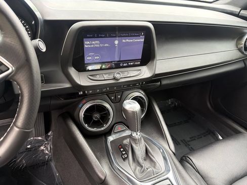 Used 2020 Chevrolet Camaro SS RWD image 11