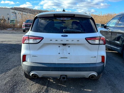 Used 2020 Ford Escape SEL image 6