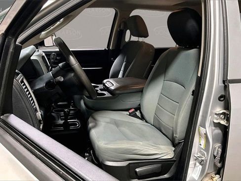 Used 2014 RAM 2500 Tradesman w/ Chrome Appearance Group image 14