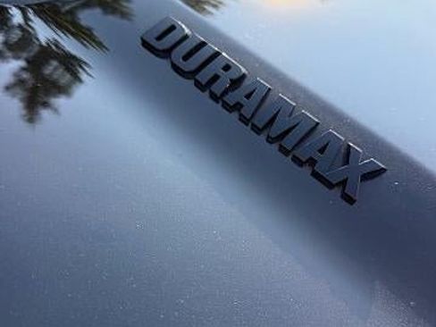 Used 2020 Chevrolet Silverado 1500 LT w/ All-Star Edition AWD/4WD image 2