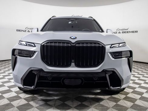 Used 2024 BMW X7 xDrive40i w/ M Sport Package AWD/4WD image 5