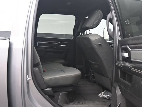 Used 2021 RAM 3500 Big Horn w/ Night Edition AWD/4WD image 6