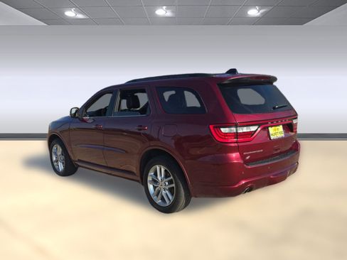 Used 2023 Dodge Durango GT image 3